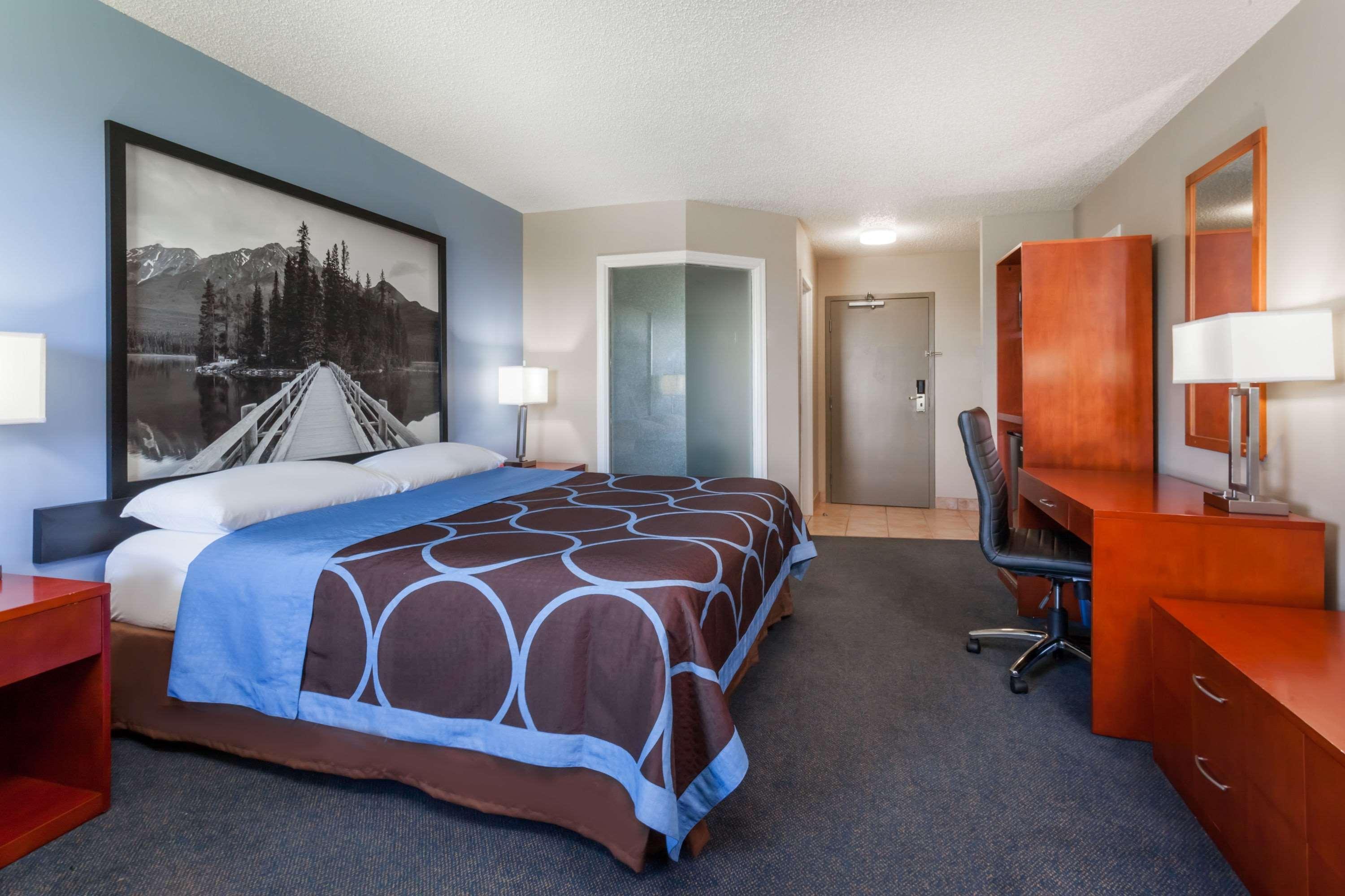 Super 8 By Wyndham Sherwood Park/Edmonton Area Ngoại thất bức ảnh