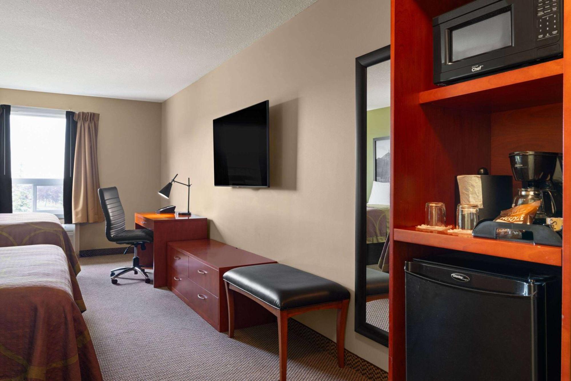 Super 8 By Wyndham Sherwood Park/Edmonton Area Ngoại thất bức ảnh