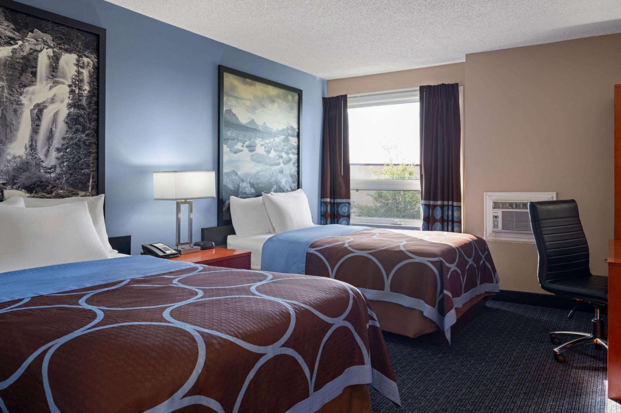 Super 8 By Wyndham Sherwood Park/Edmonton Area Ngoại thất bức ảnh