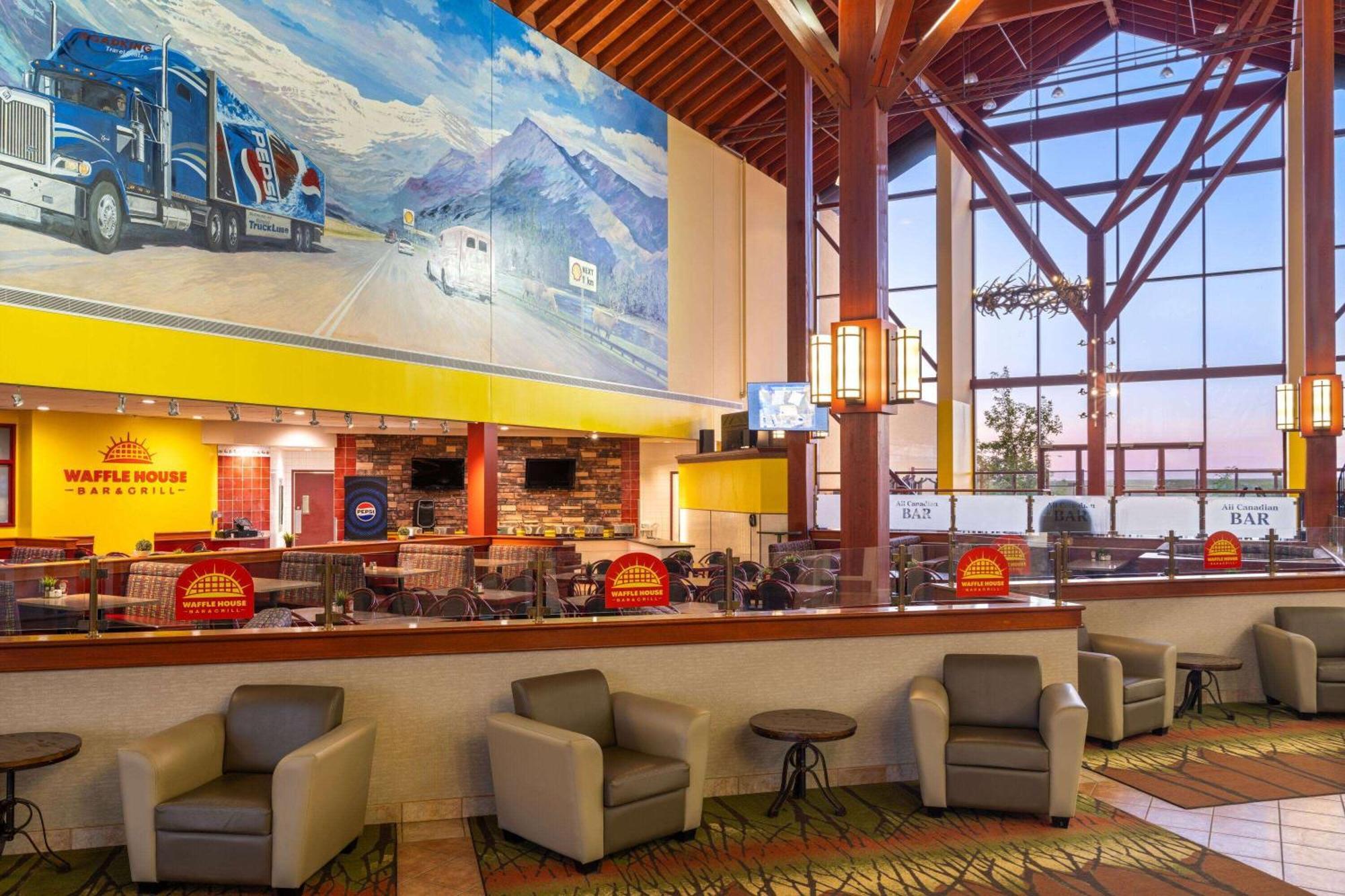Super 8 By Wyndham Sherwood Park/Edmonton Area Ngoại thất bức ảnh